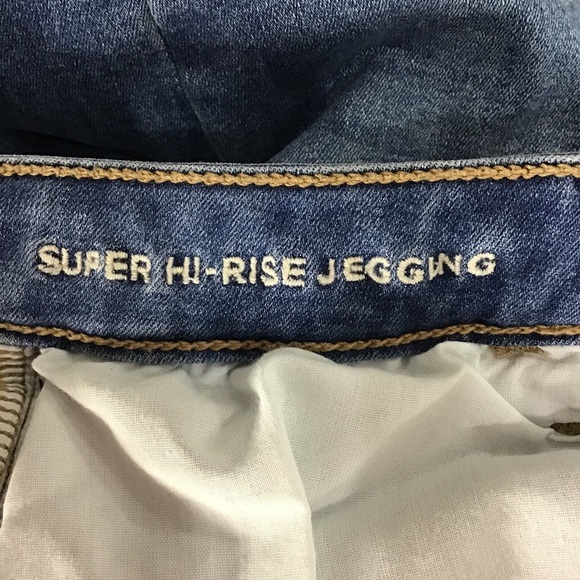 American Eagle Super High Rise Jegging Size 8 Short - Picture 4 of 9
